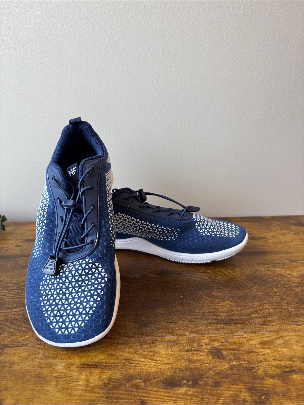 Hike Navy Athletic Shoes - Lightweight Everyday Trainer - Picture 9 of 10